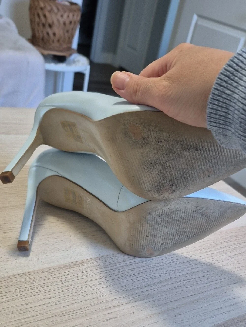 ALDO Powder Blue Pointed-Toe Stiletto Heels Size 6 - Picture 8 of 9